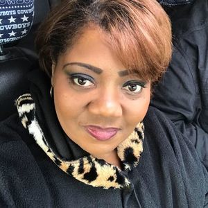 Meet your Posher, Rhonda